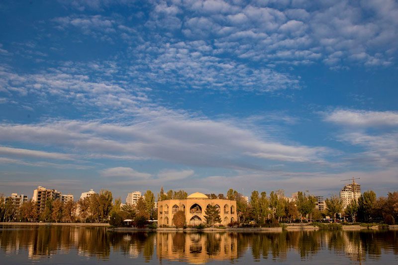 بهترین مکان‌ها برای عکاسی در تبریز: از جاذبه‌های تاریخی تا کافه‌ها و رستوران‌های زیبا
